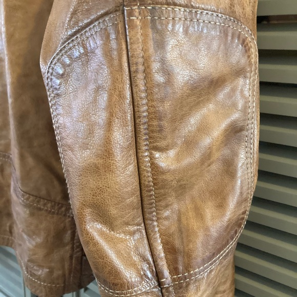 Belstaff Leather Stylish Bomber - Picture 6 of 10